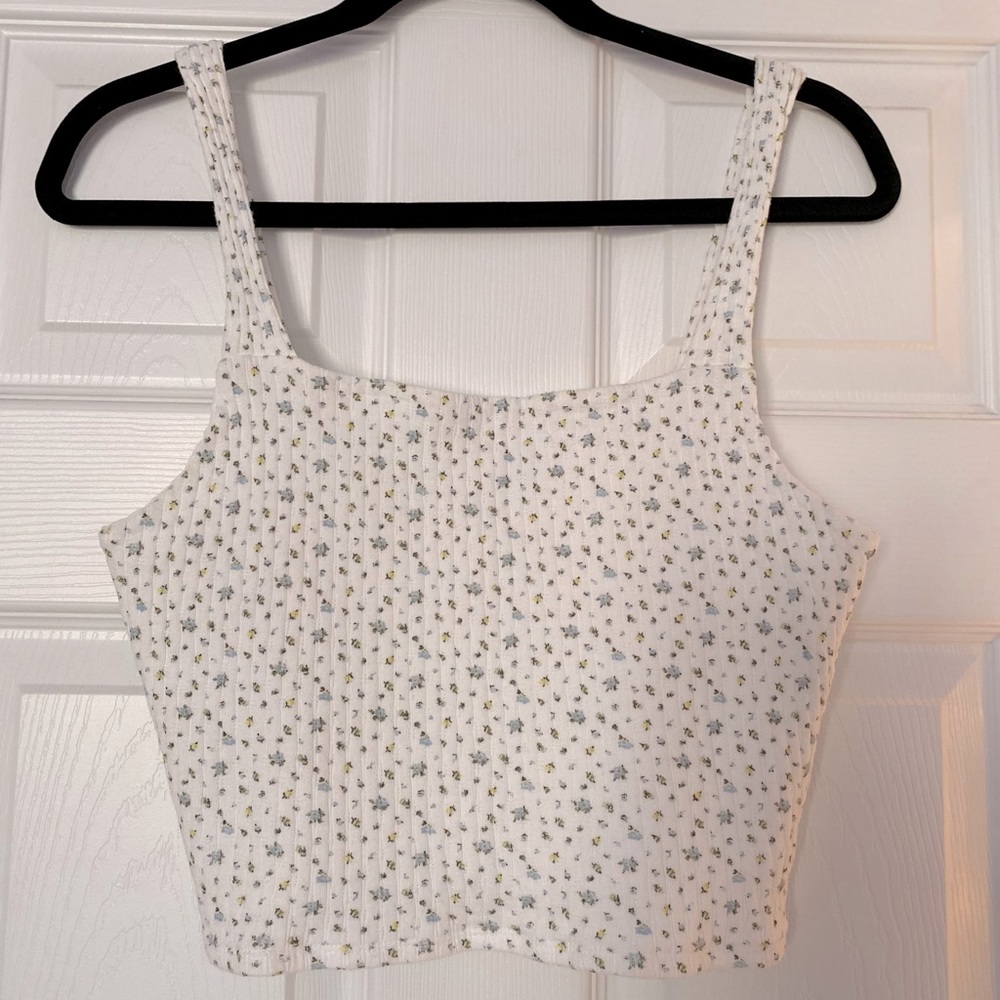American eagle outfitters floral tank top size medium